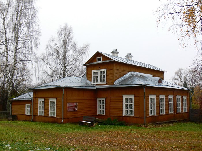 Дом-музей В.М. и А.М. Васнецовых в селе Рябово